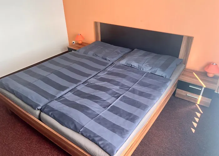 Hotel Cavok Letiste Pribram Drasov