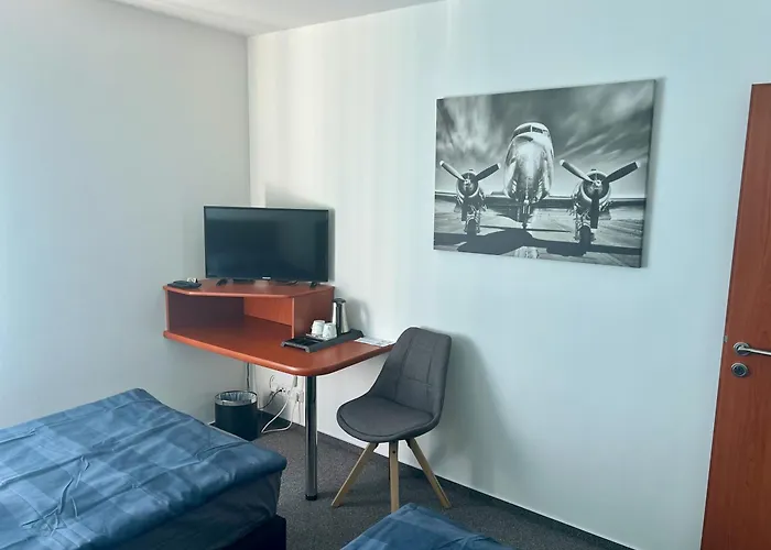 Hotel Cavok Letiste Pribram