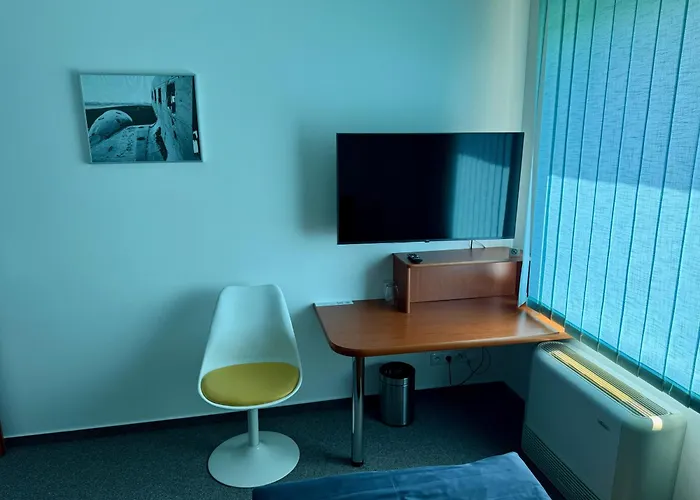 Cavok Letiste Pribram 酒店 Drasov